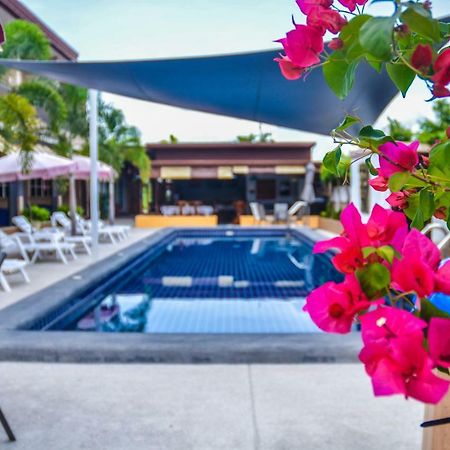 4 Palms Resort Bang Sare Exterior photo