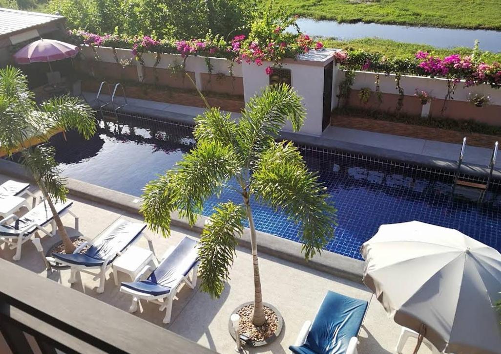 4 Palms Resort Bang Sare Exterior photo