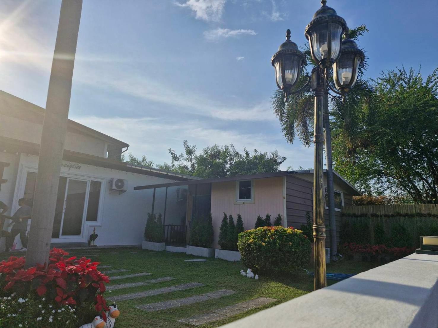4 Palms Resort Bang Sare Exterior photo